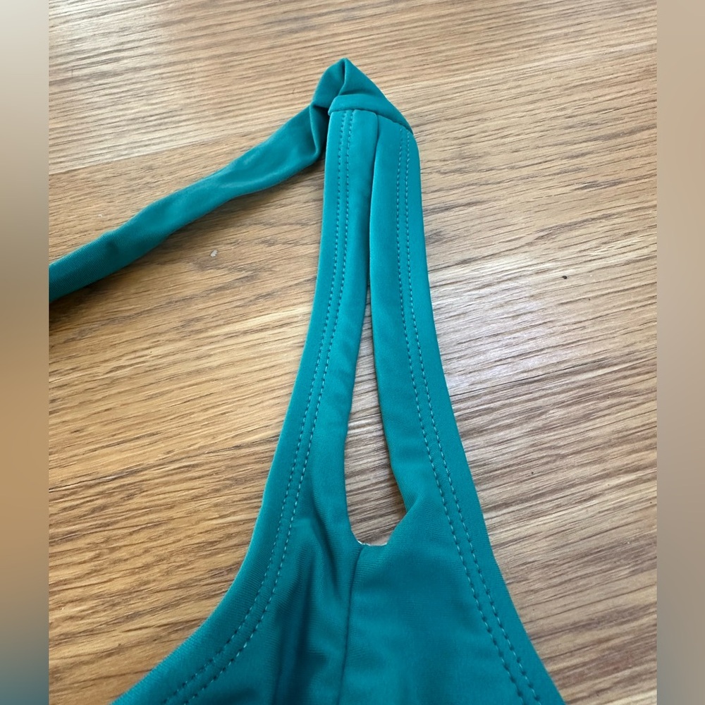 CupShE NWT XL one piece in turquoise with strap detail - Picture 2 of 6